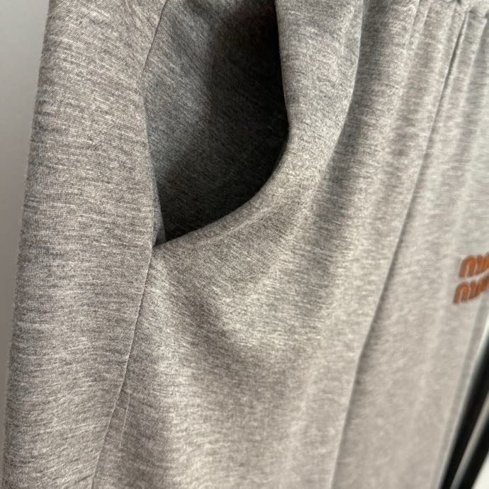 Костюм жіночий фото 6