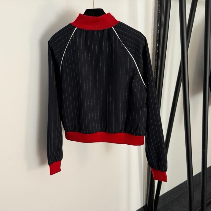 Костюм жіночий фото 6