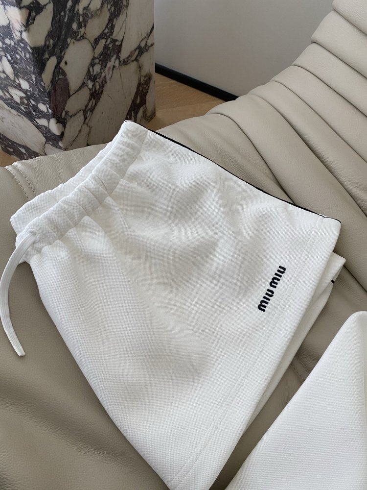 Costume female фото 6