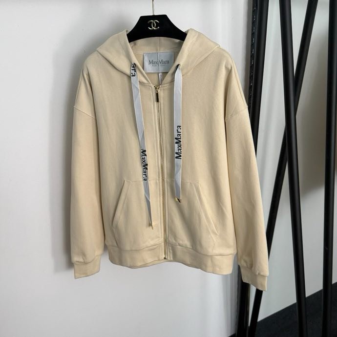 Костюм женский фото 6