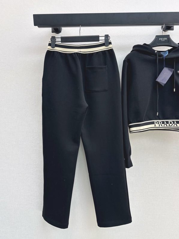 Костюм женский фото 6