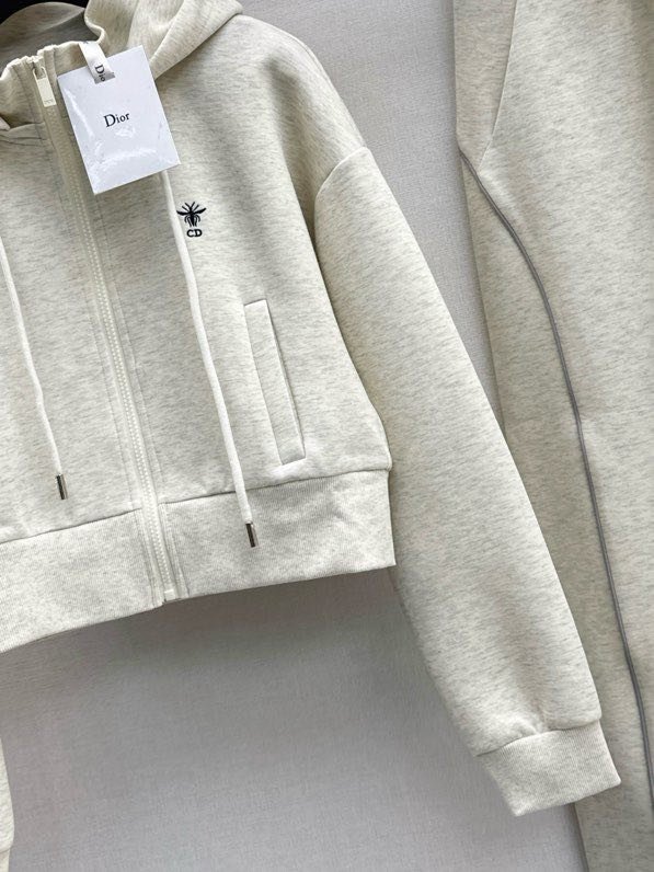 Костюм жіночий фото 6