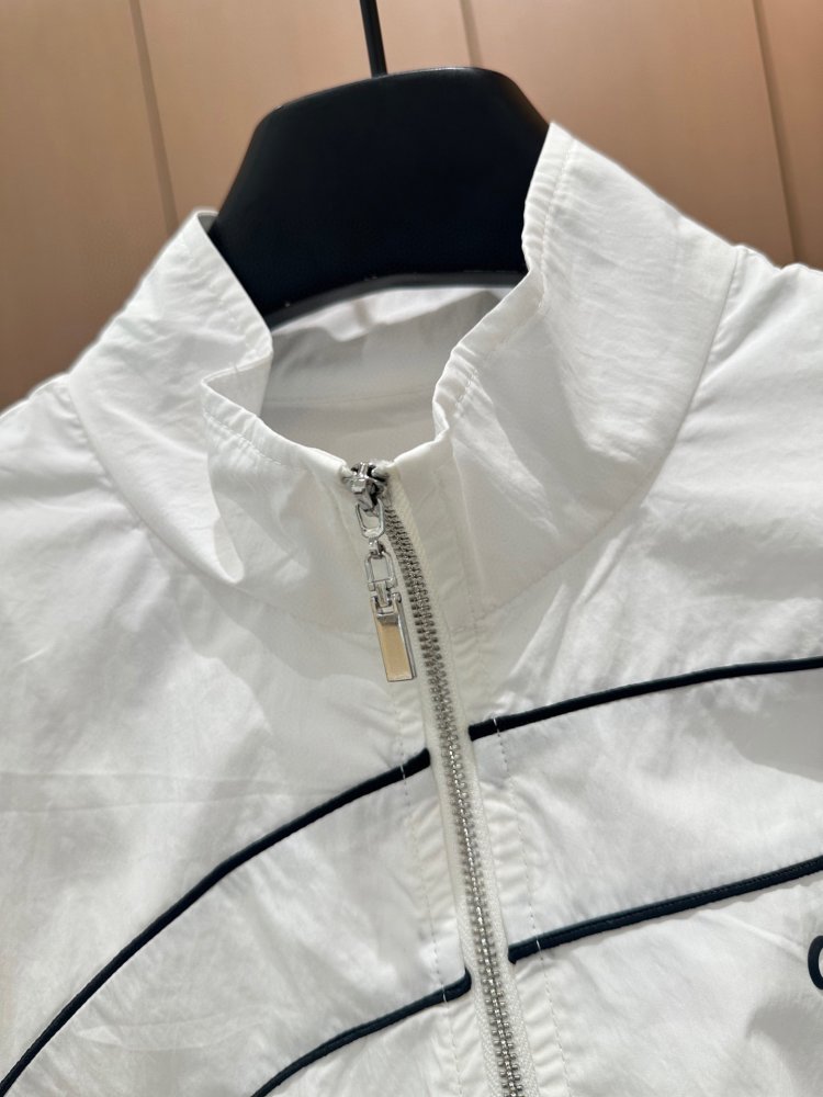 Костюм жіночий фото 6