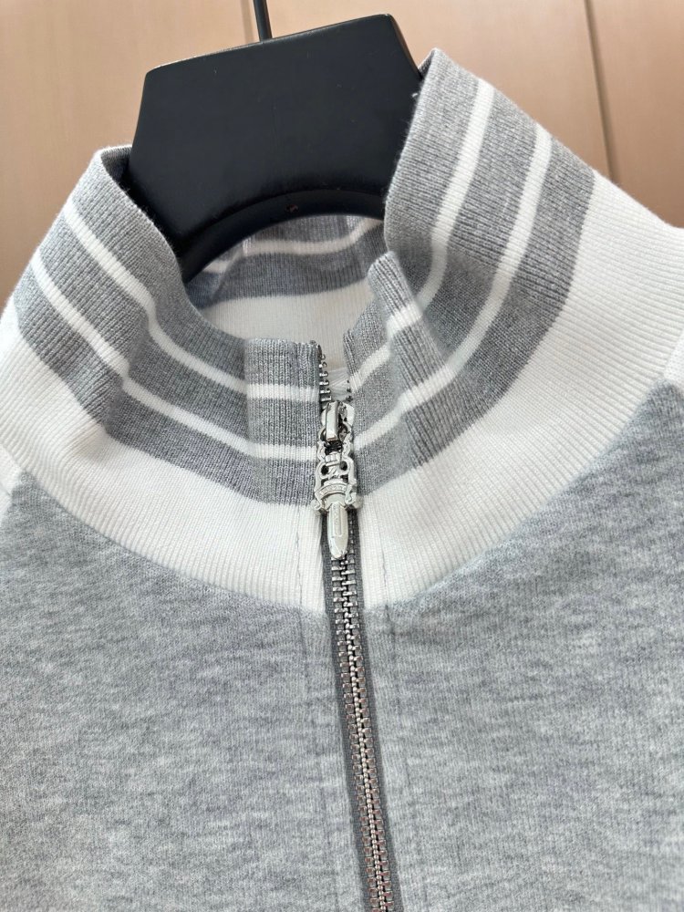 Костюм жіночий фото 6