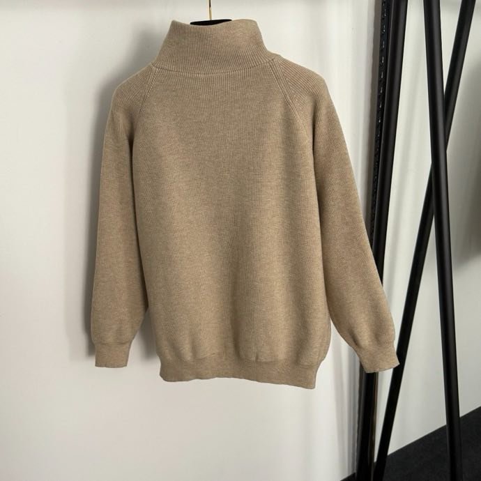 Costume female фото 6