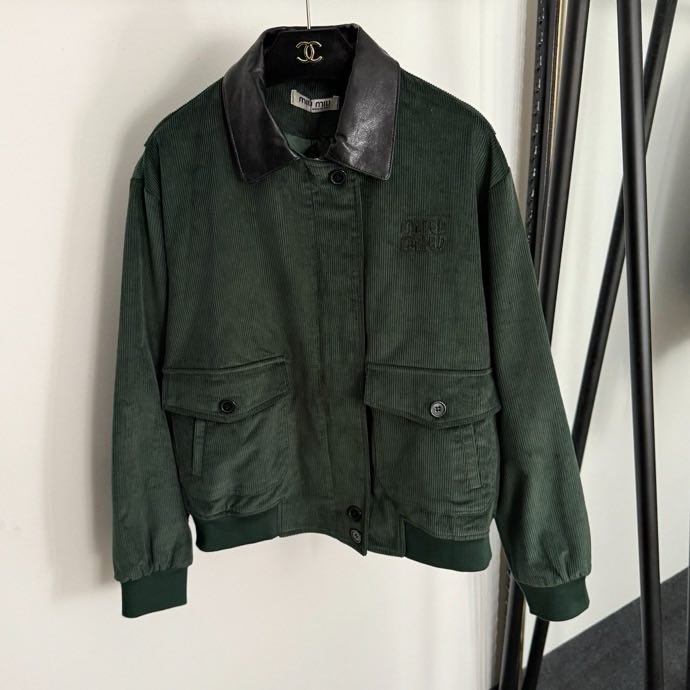 Костюм женский фото 6