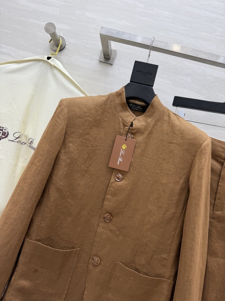 Костюм женский фото 6