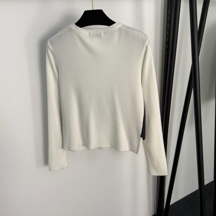 Костюм женский фото 6