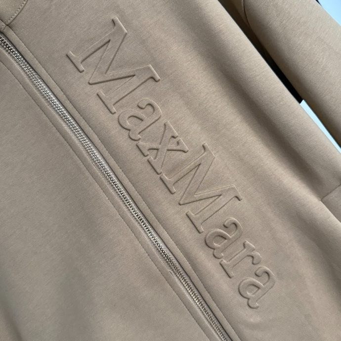 Костюм женский фото 6