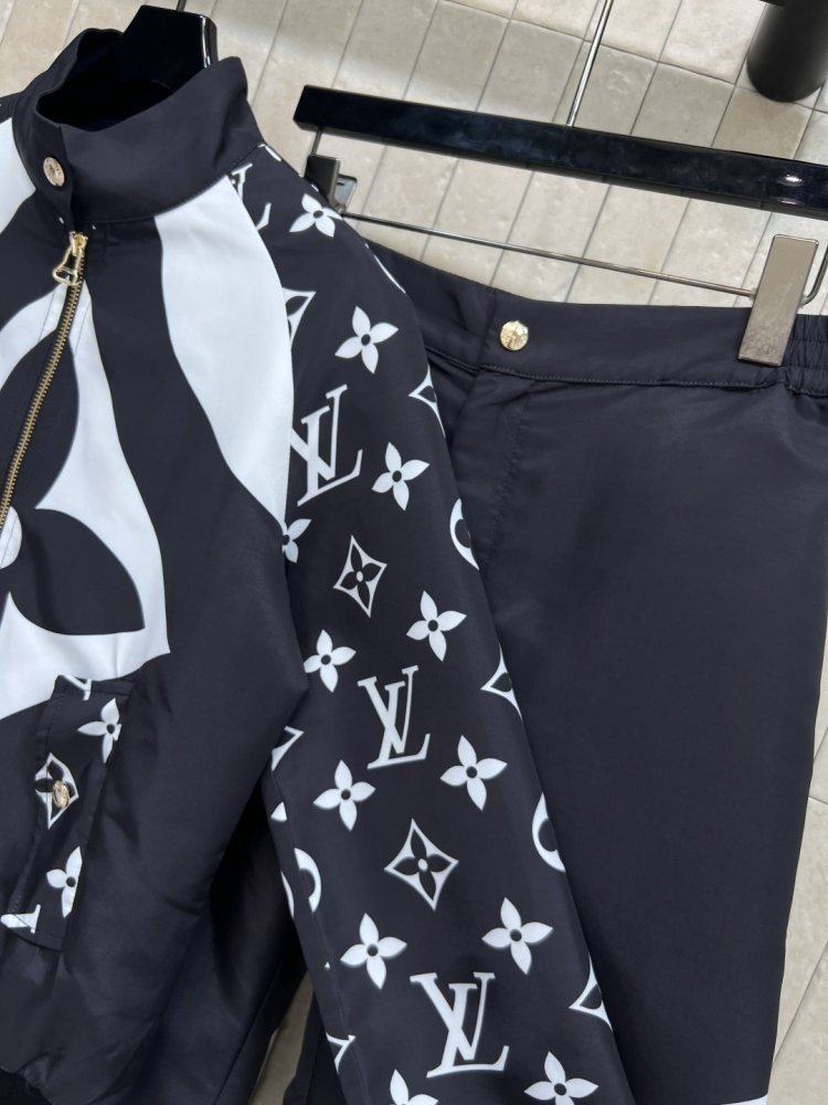 Костюм жіночий фото 6