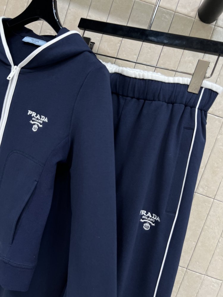 Costume female фото 6