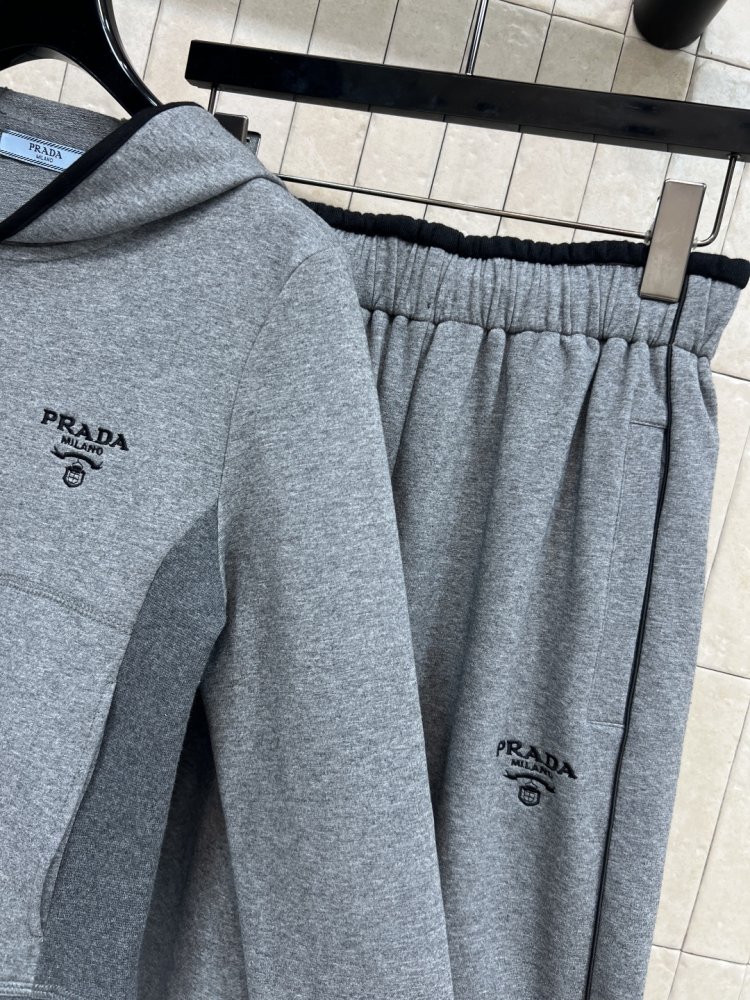 Костюм жіночий фото 6