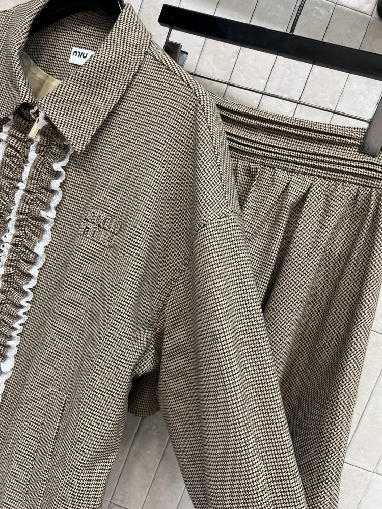 Костюм жіночий фото 6