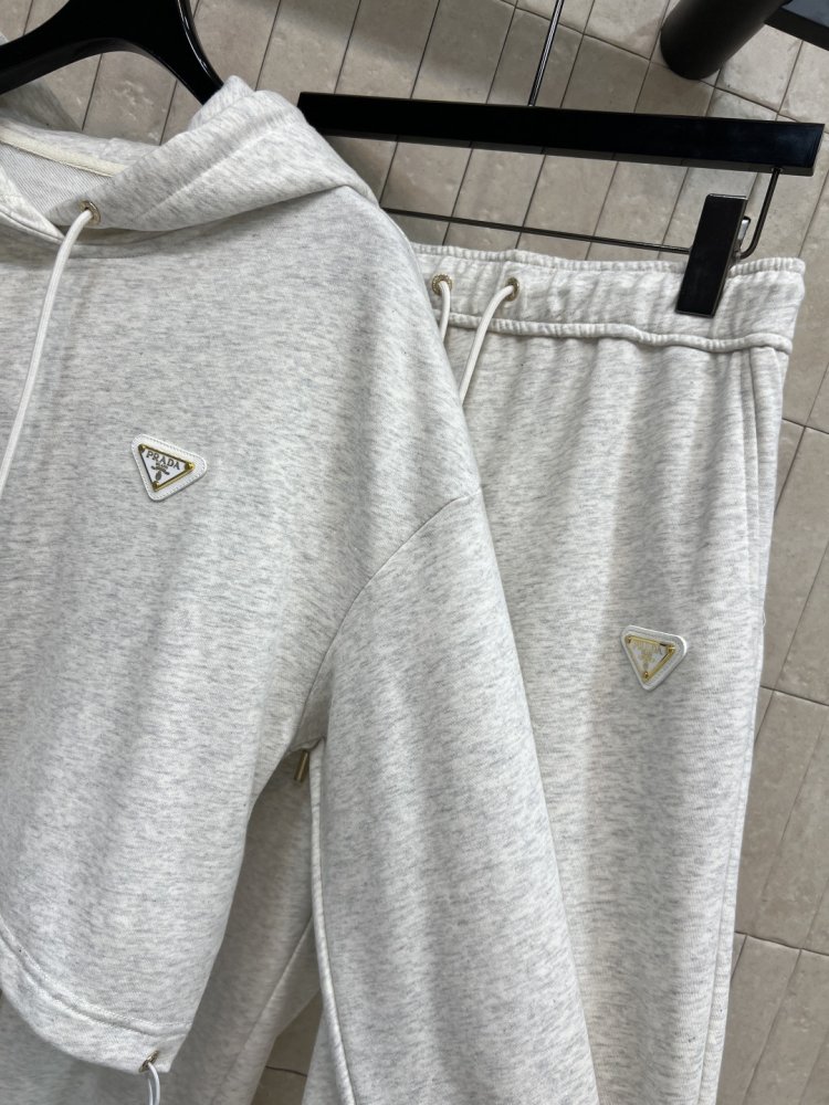 Костюм жіночий фото 6