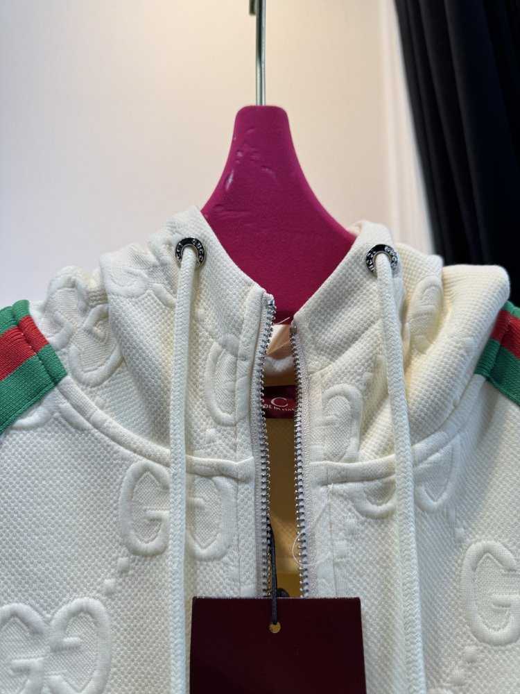 Костюм женский фото 6