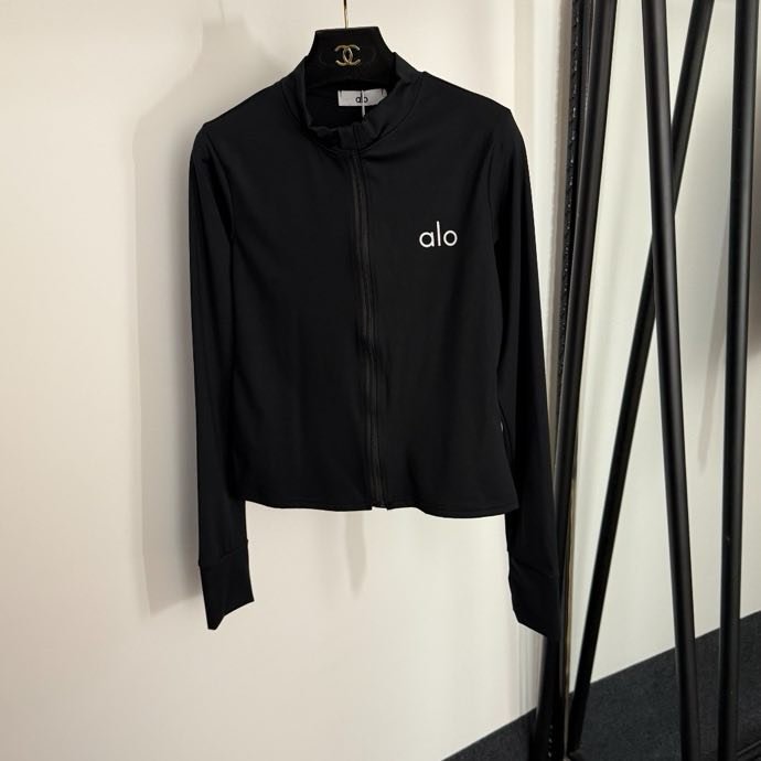 Костюм женский фото 6