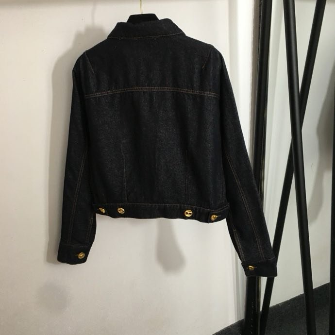 Костюм женский фото 6