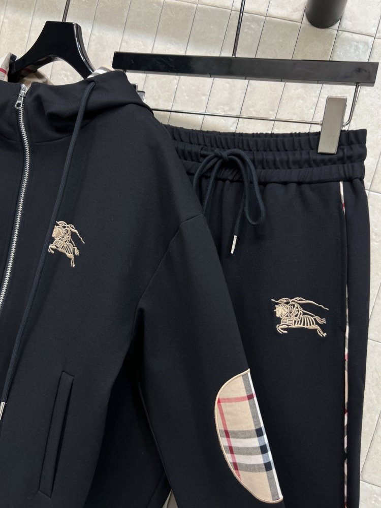 Костюм жіночий фото 6