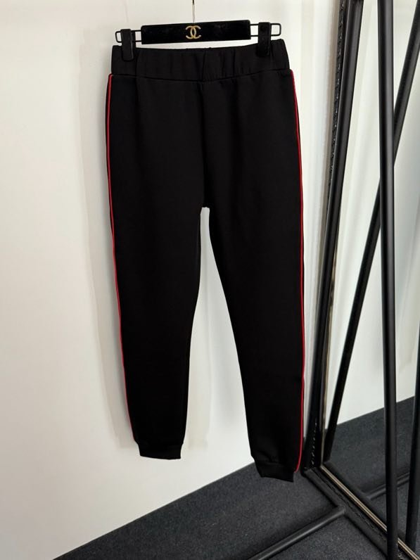 Костюм жіночий фото 6