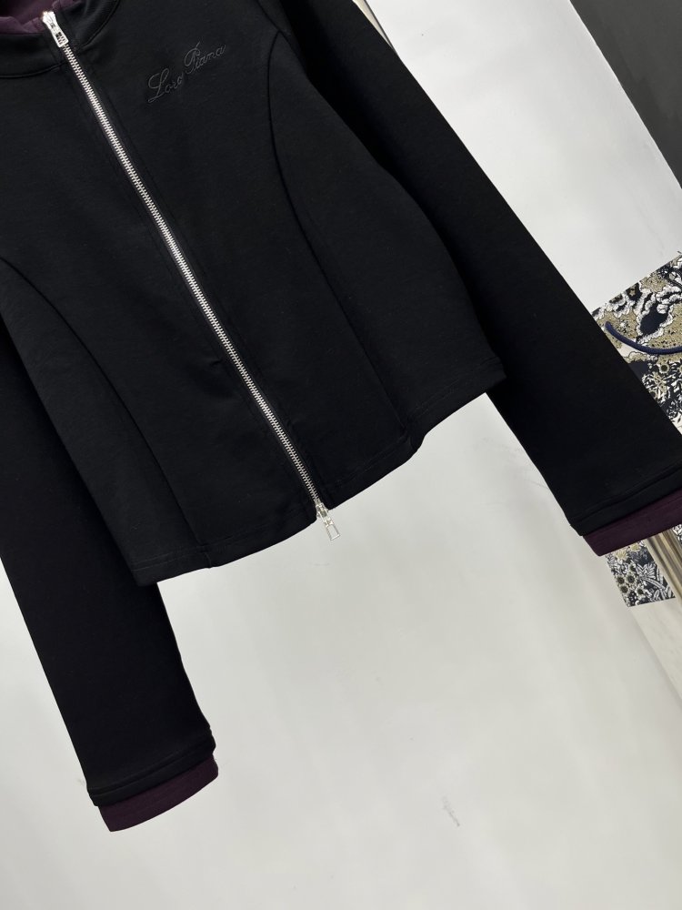 Костюм жіночий фото 6