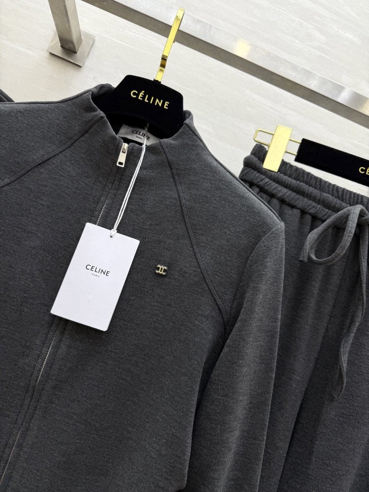 Костюм женский фото 6