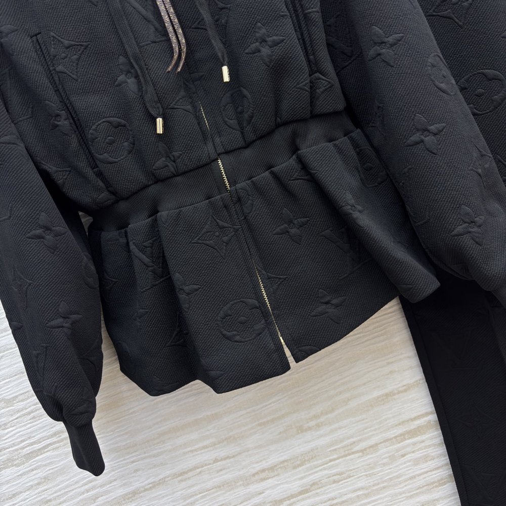 Костюм женский фото 6