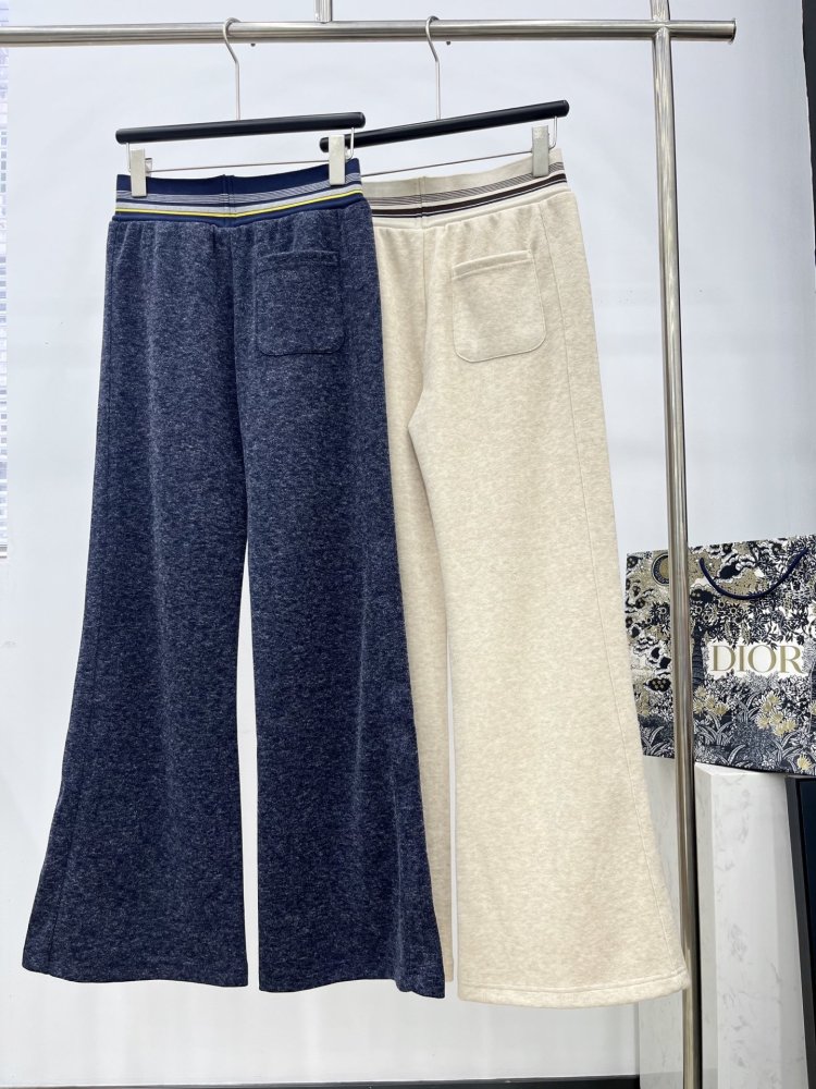 Костюм жіночий фото 6