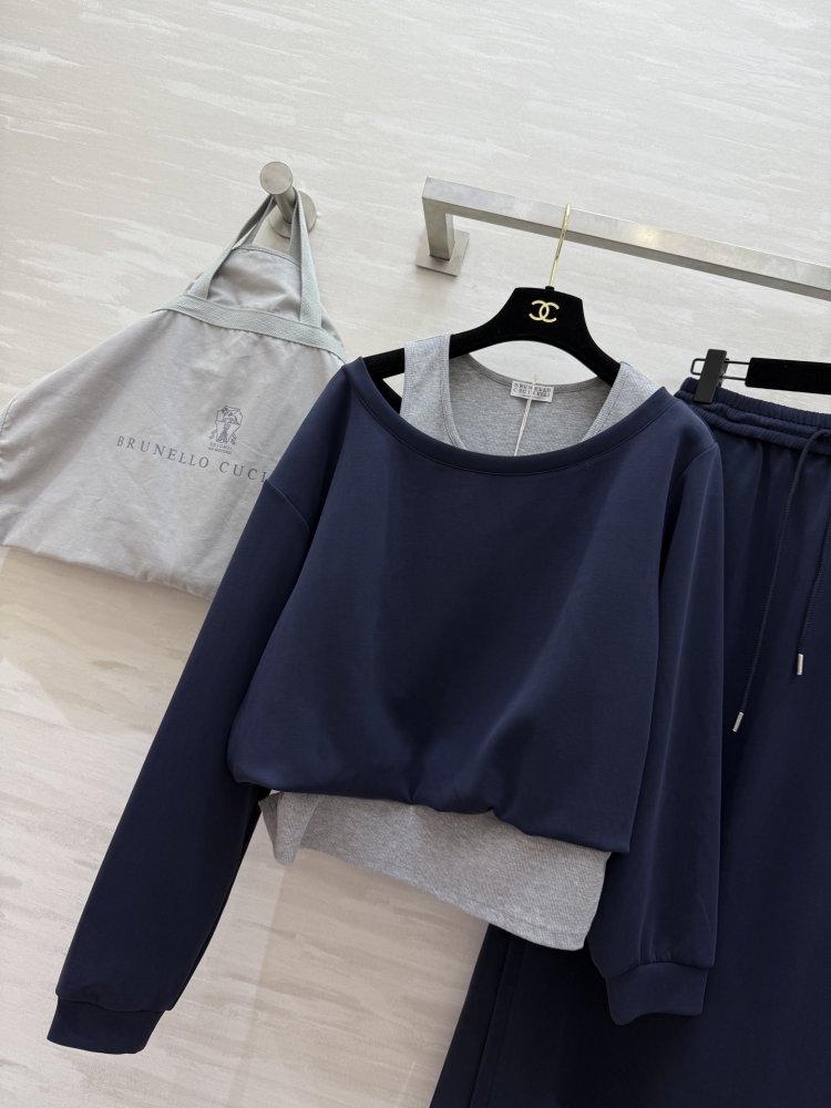 Костюм женский фото 6