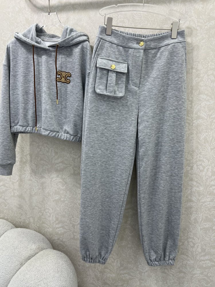 Костюм женский фото 6