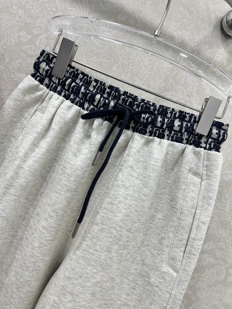 Костюм женский фото 6