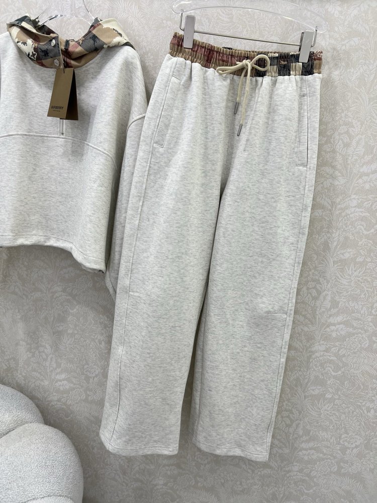 Костюм женский фото 6