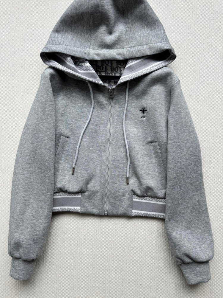 Костюм женский фото 6