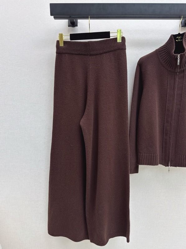 Костюм женский фото 6