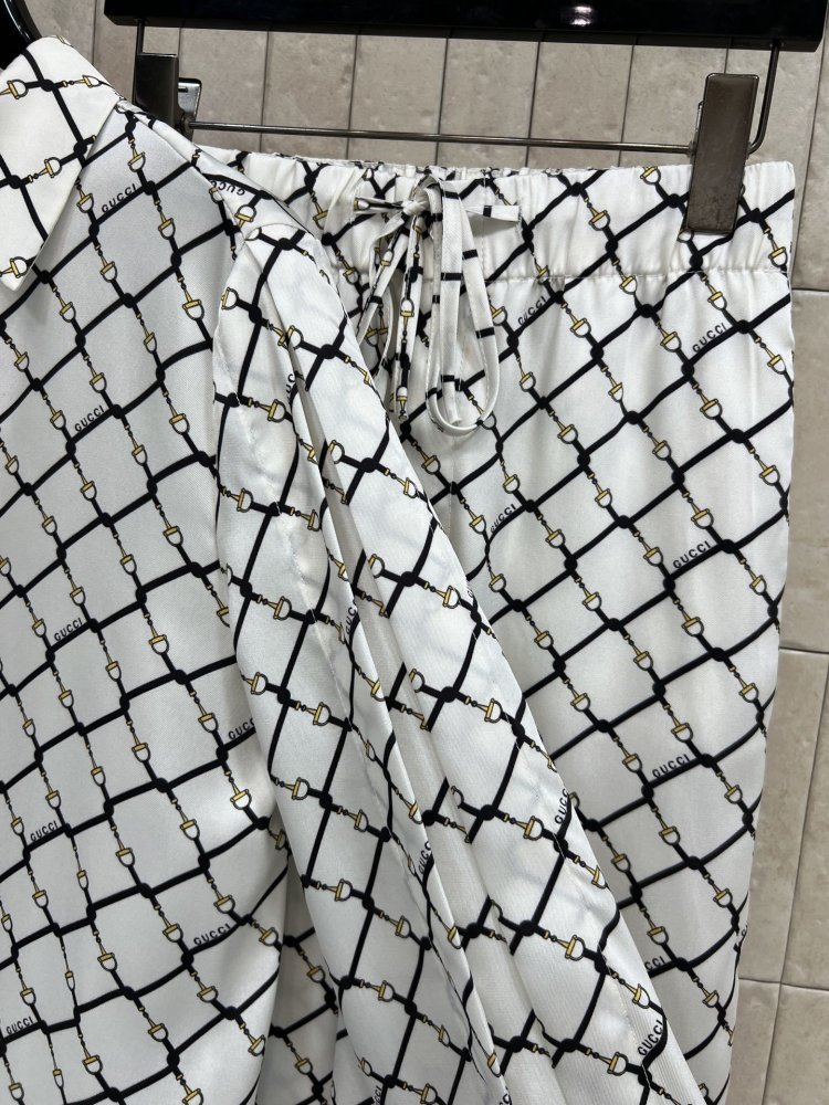 Костюм женский фото 6