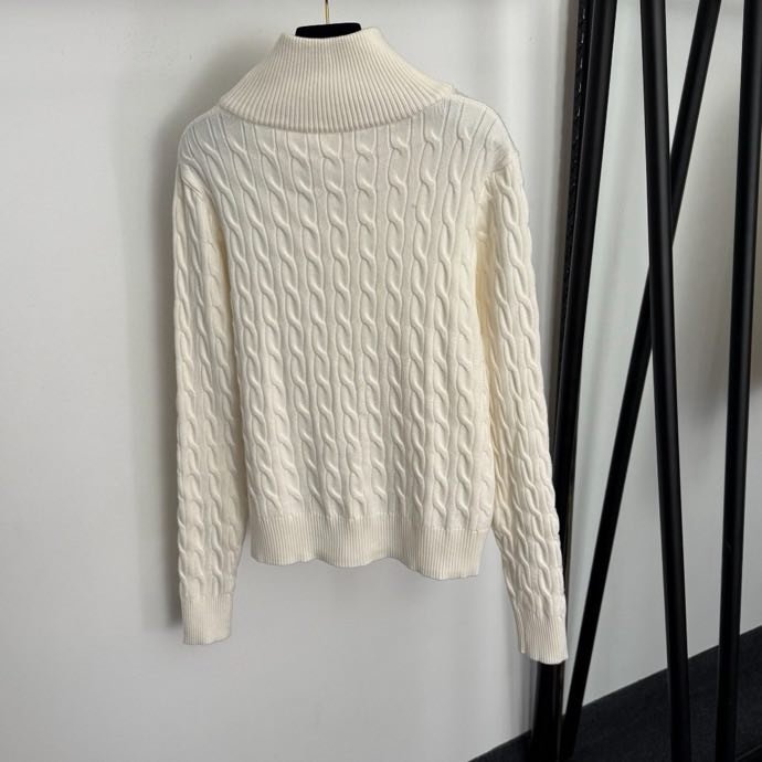 Костюм женский фото 6