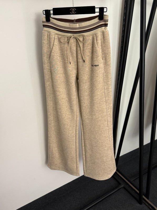 Костюм женский фото 6