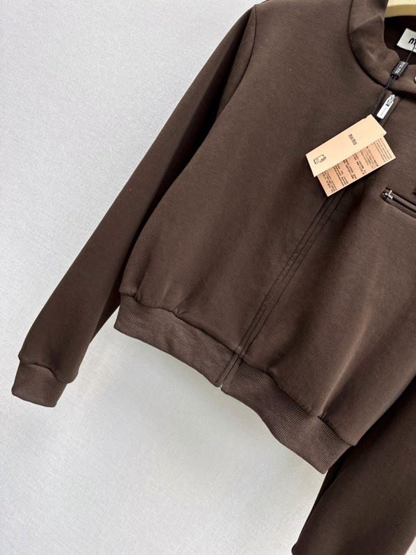 Костюм женский фото 6