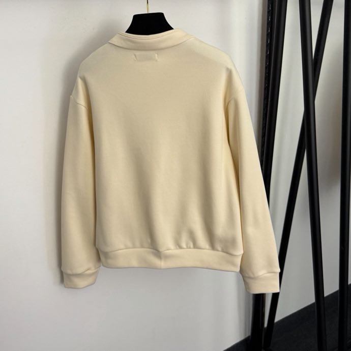 Costume female фото 6