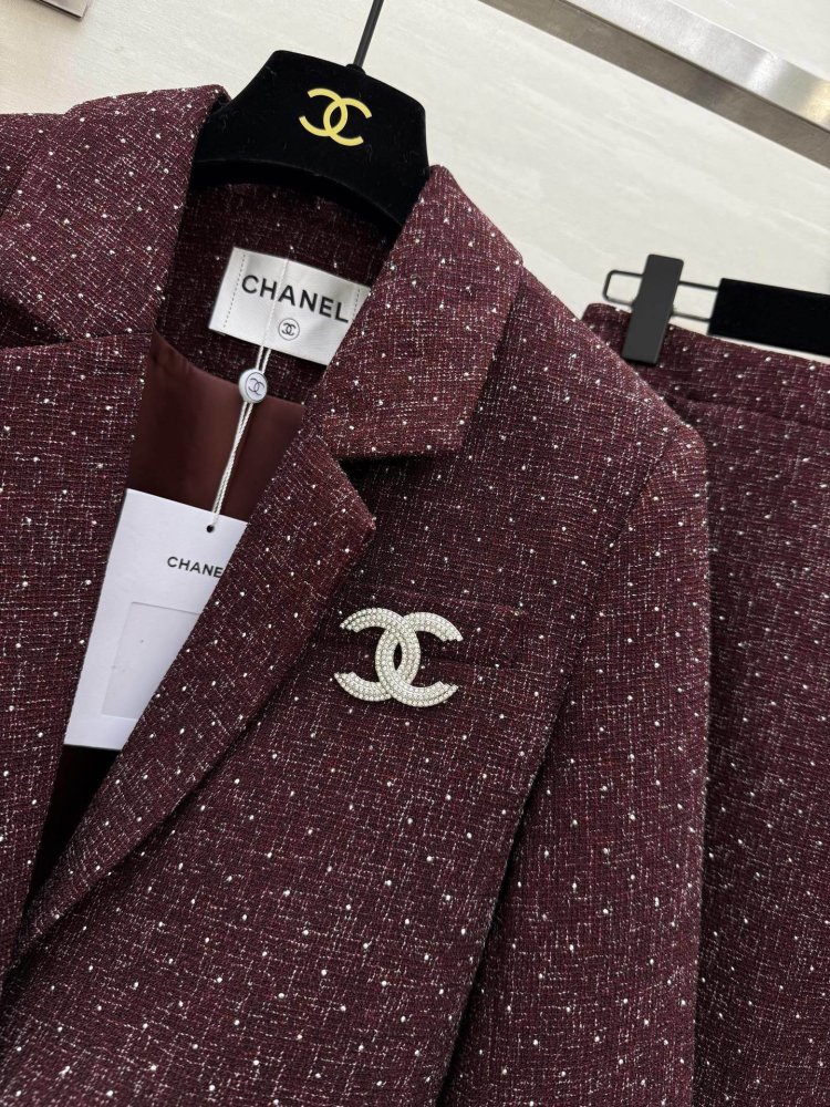 Costume female фото 6