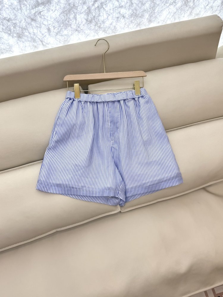 Costume female фото 6