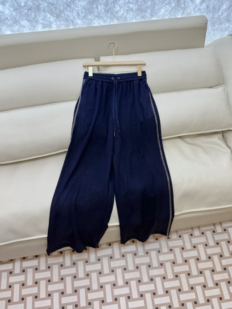 Костюм женский фото 6