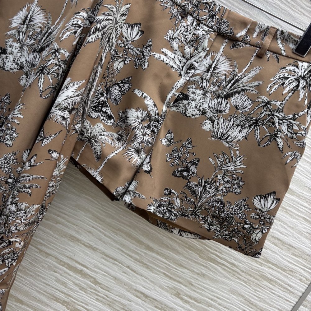 Costume female фото 7