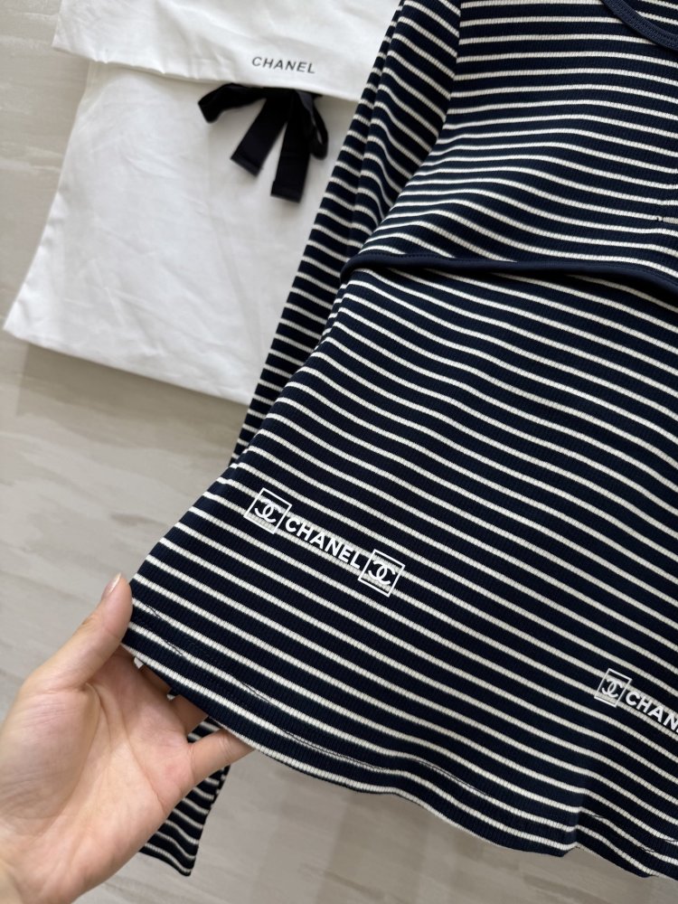 Костюм женский фото 7