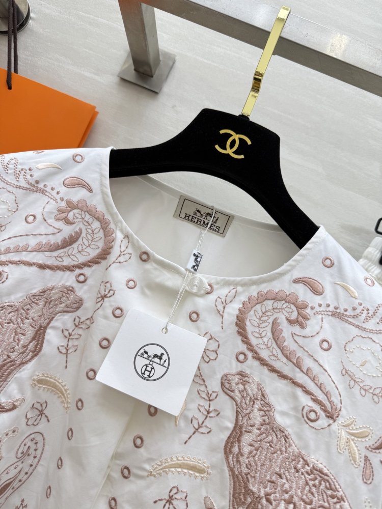 Костюм жіночий фото 7