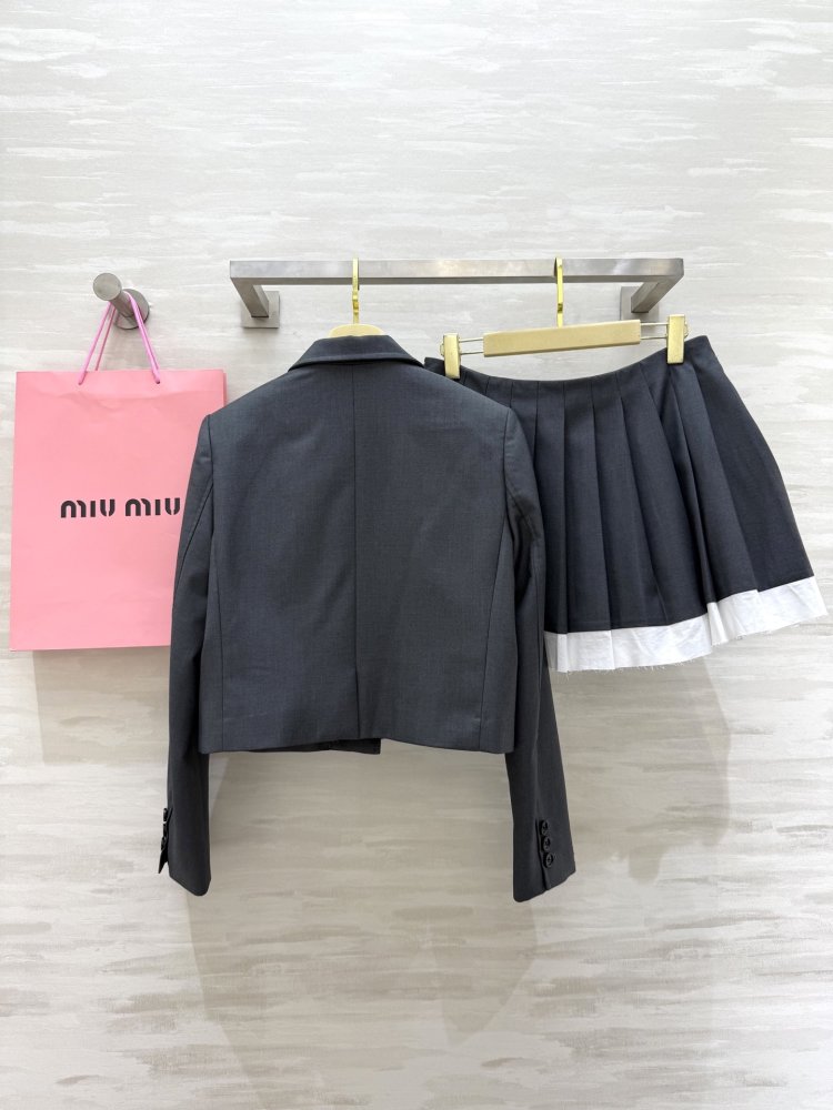 Costume female фото 7