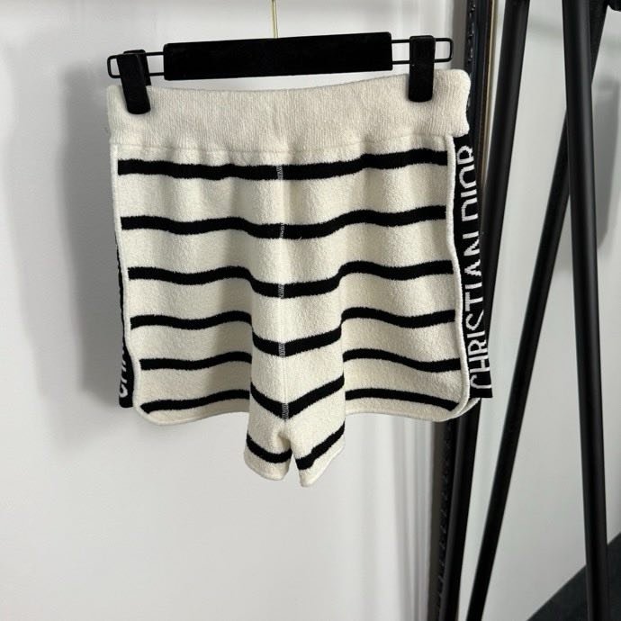 Костюм жіночий фото 7