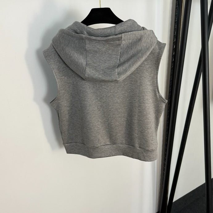 Костюм жіночий фото 7