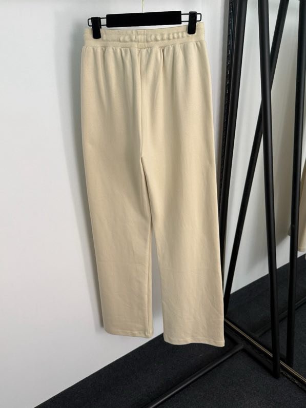 Костюм женский фото 7