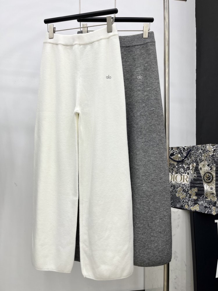 Костюм жіночий фото 7