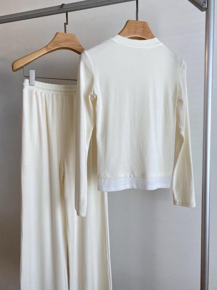 Костюм женский фото 7